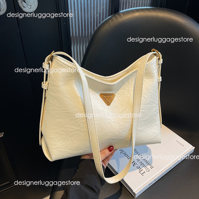 designer Large Capacity Tote Bag for Women 2025 New Fashion Versatile Crossbody Bag High-end Commuter Shoulder Underarm Bag