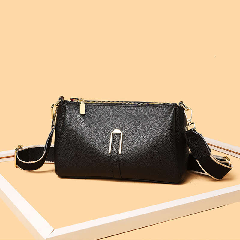 2024 New Trendy Single Shoulder Crossbody Small for Women Korean Fashion Casual Versatile Commuter Bag