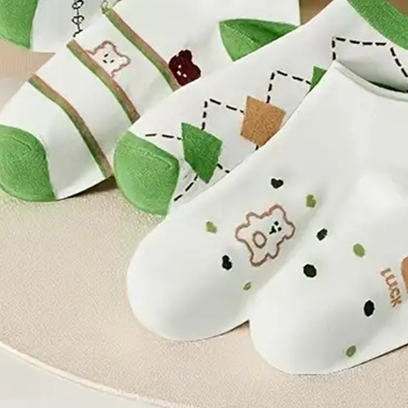 Soft Japanese Cartoon Geometric Low-Cut Boat Socks - Breathable Fabric Green Accents