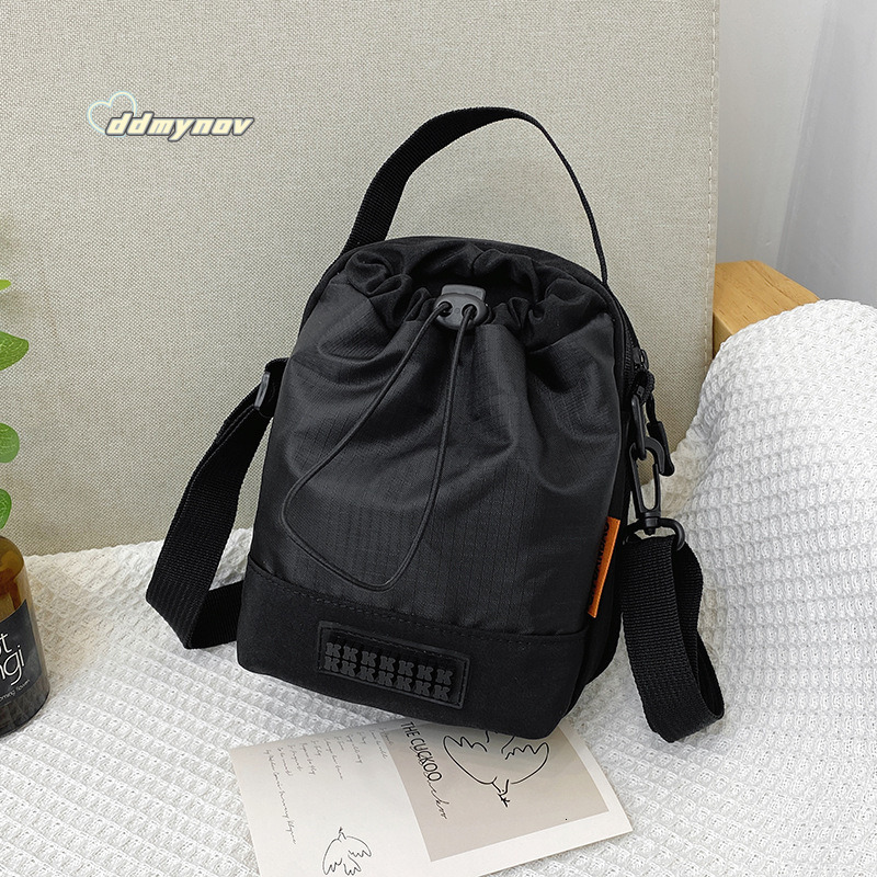 Summer Color-Block Portable Bottle Small Women 2025 New Lightweight Crossbody Phone Multifunctional Water Cup Bag for Men ddmynov