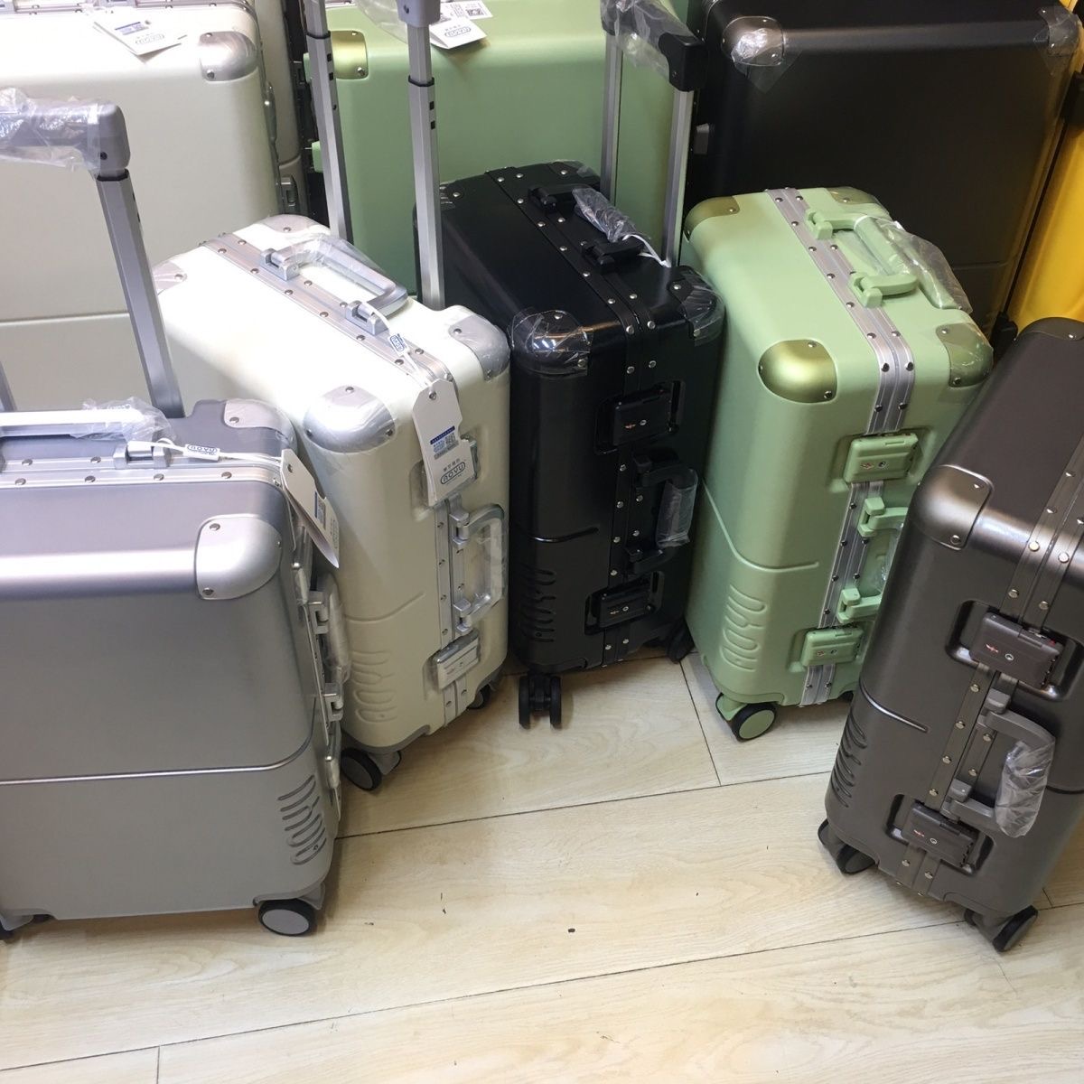 High quality suitcase trolley case large capacity international students password box new aluminium frame suitcase 20 22 24 26inch