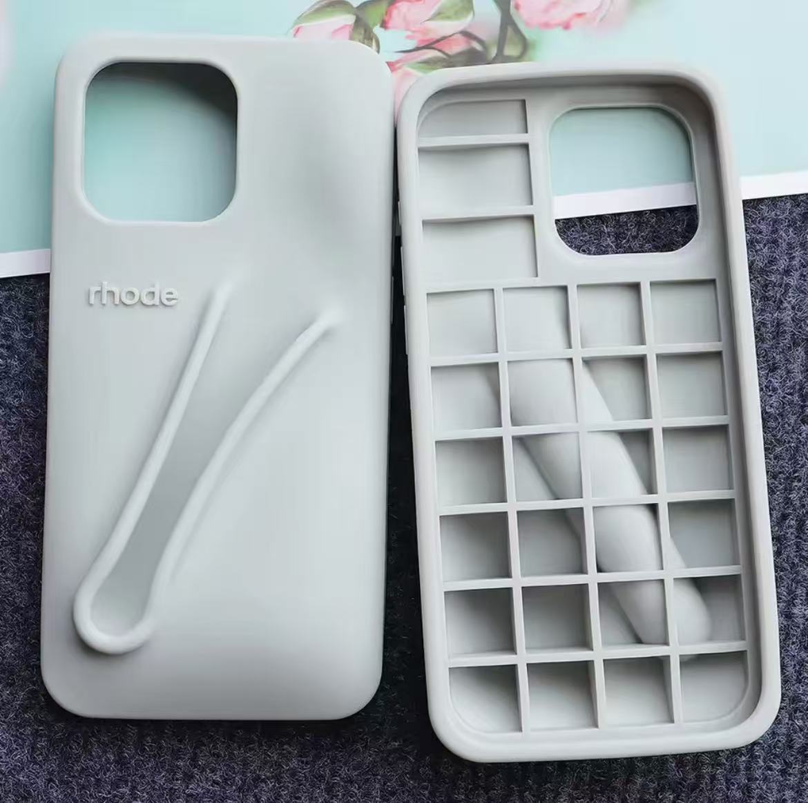 Autumn Edition New Rhode DIY Lipstick Lip Holder Soft Silicone Case for IPhone 16 15 14 13 12 11 Pro Max Plus Phone Stand Cover