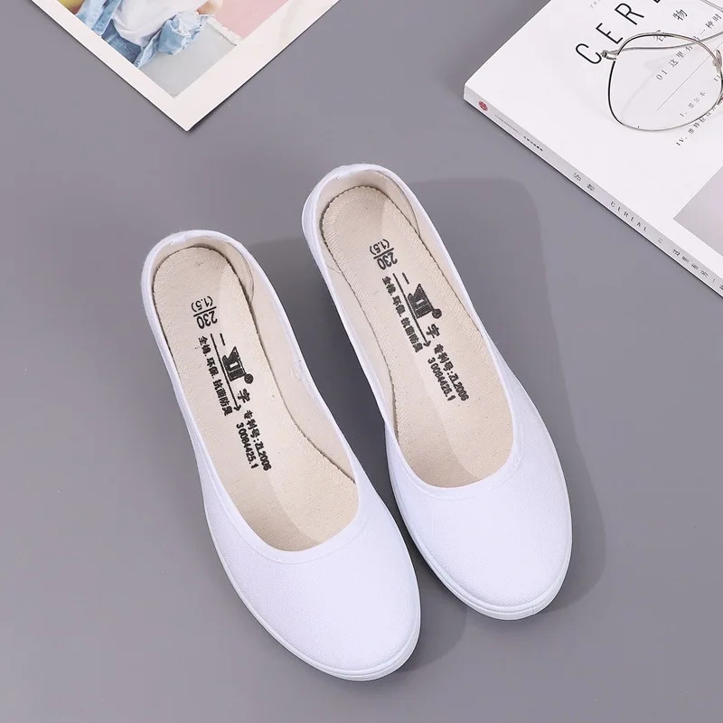 Fashionable White Nurse Shoes Beauty Salon Work Comfortable Cloth Sneakers All-white Canvas Wedge-heeled Non-slip Single Shoes 250603