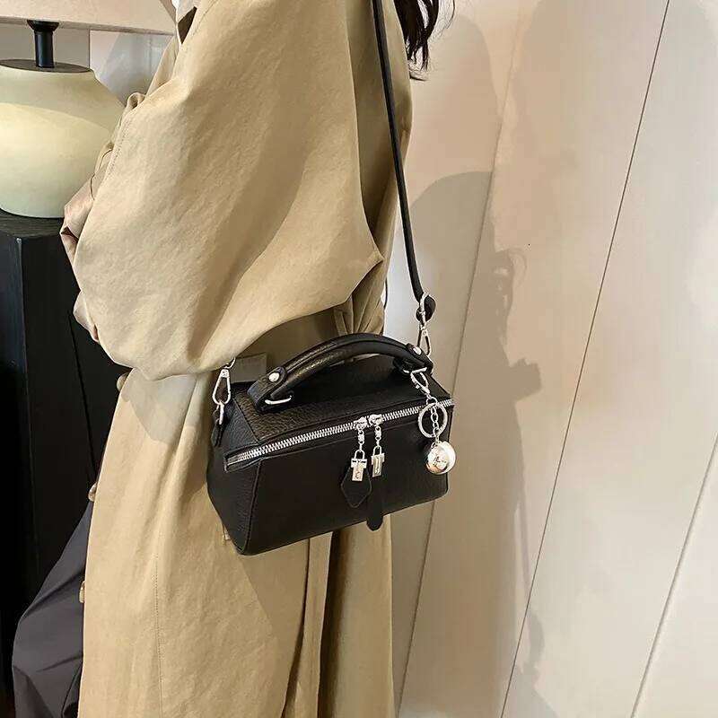 Fashionable Texture Handbag For Women, Retro And Simple Boston Shoulder Crossbody Bag, Small Square Bag