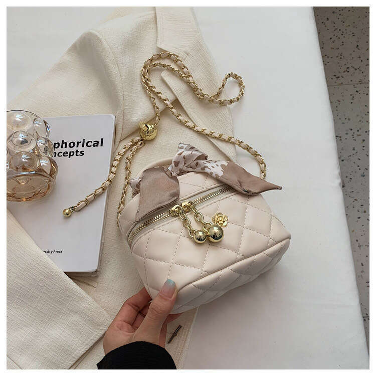 Chanel Style for Women 2024 New Fashion Quilted Chain Shoulder Crossbody Mini Square Bucket Bag