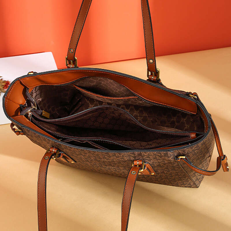 Hong Kong Genuine Leather Handbag for Women 2023 New Trendy Design Fashion Large Capacity Travel Shoulder Tote Bag