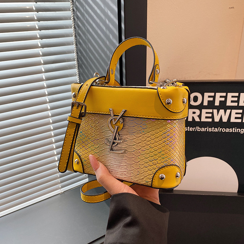 Designer bag free shipping 2025 new fashion luxury high-end texture printed box bag single shoulder crossbody bag for women