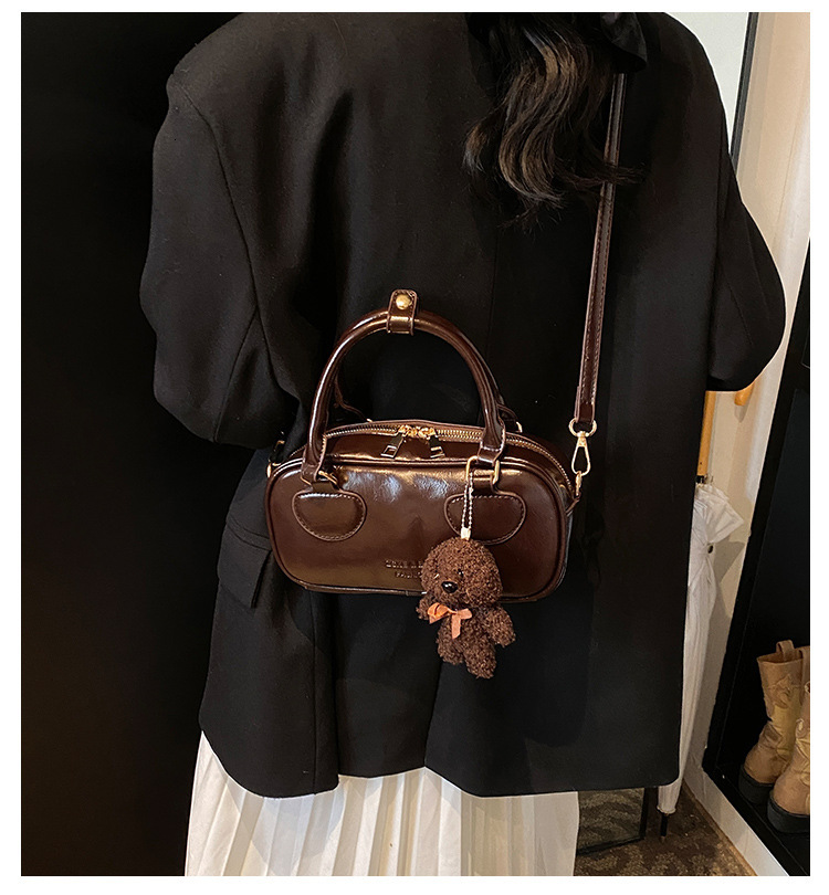 Free Shipping 2025 New Designer Bag Luxury Wallet Fashion Shoulder Crossbody Bag Niche Retro Fashion Handbag