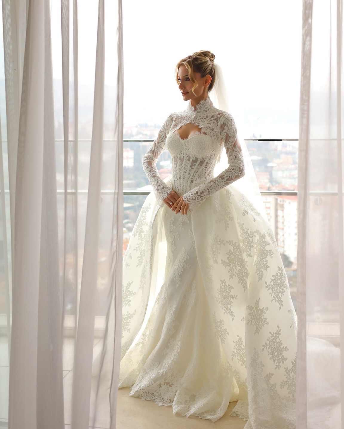 Simple Mermaid Wedding Dress High Collar Long Sleeves Bridal Gowns Lace Detachable Train Dresses Custom Made vestidos de novia