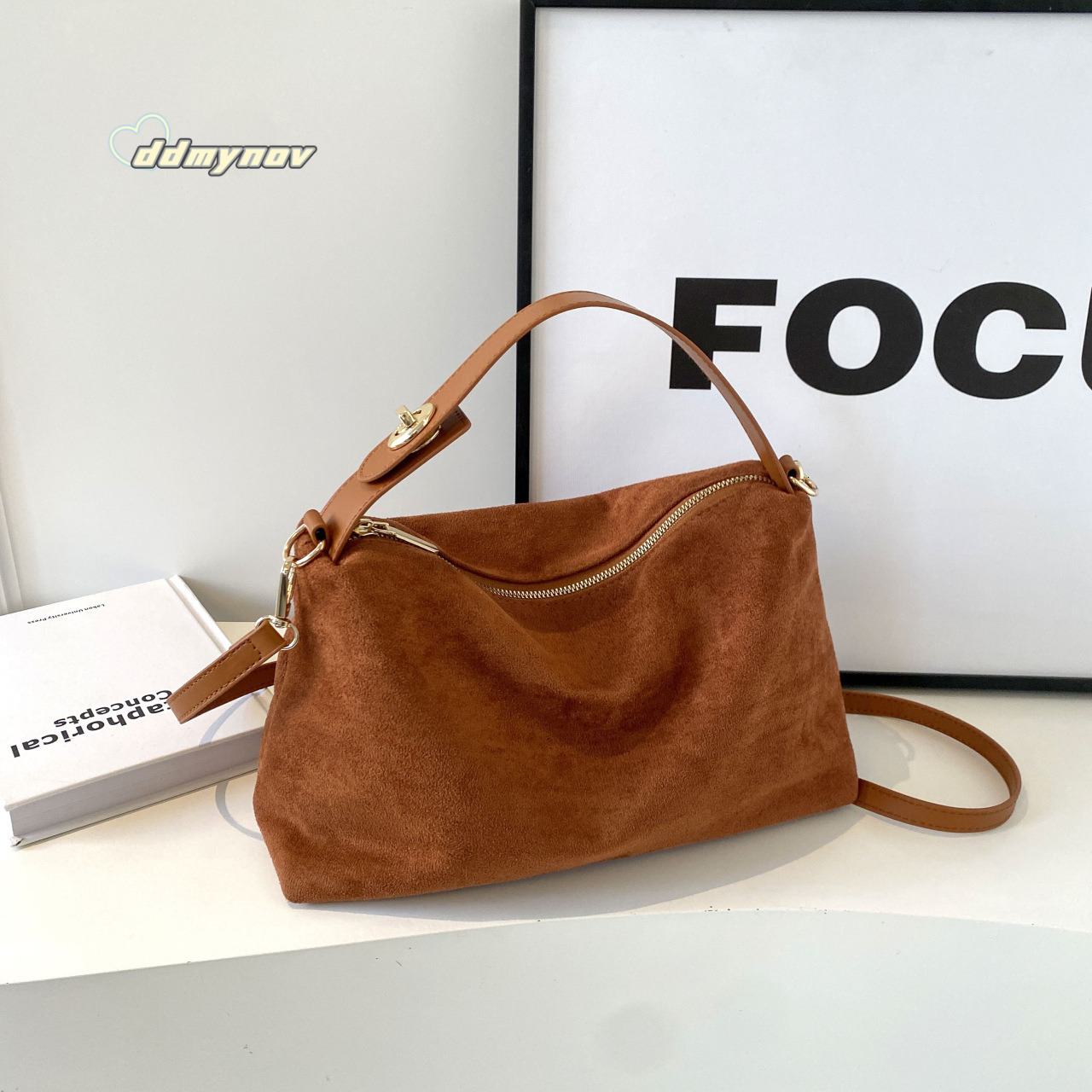 Suede Pillow 2024 Trend Strap Lock Texture Large Capacity Single Shoulder Crossbody Bag Simple Handbag ddmynov
