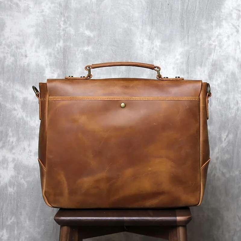 British Retro Crazy Horse Handbag Men's Messenger Bag Large-Capacity Postman Computer Baotou Leather Briefcase