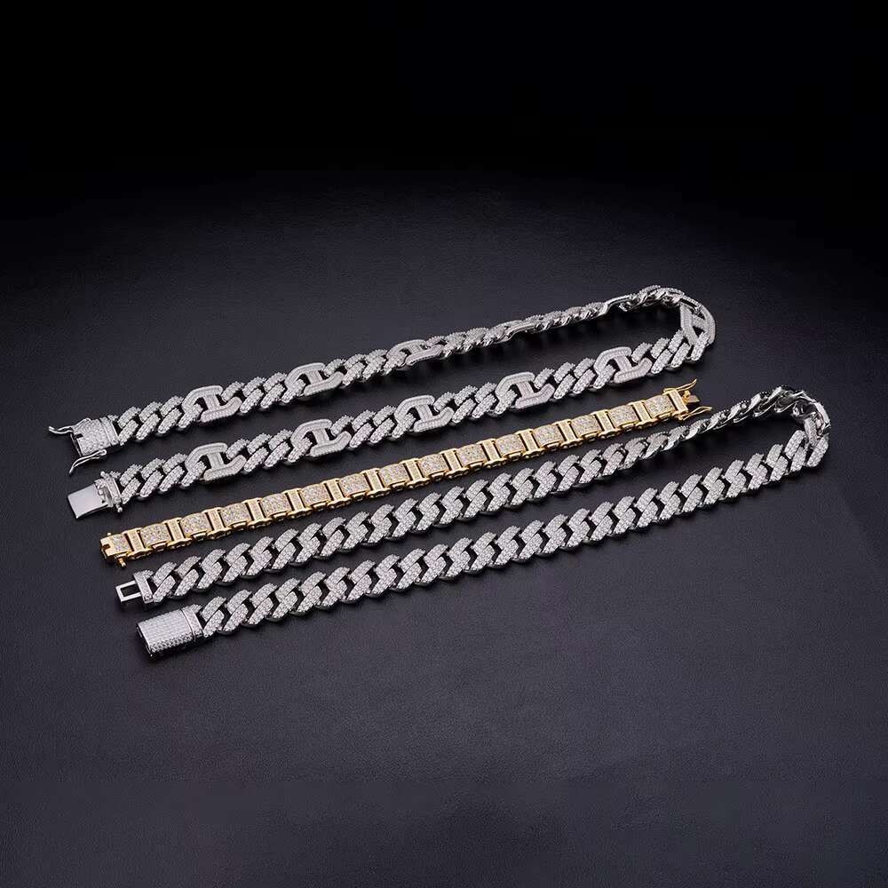 OACOCA New Design VVS D Moissanite Men Necklace Fully Iced Out Diamonds 10k Gold Cuban Link Chain HOT