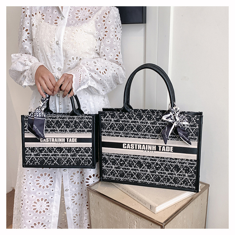Free shipping 2025 designer Shoulder totes Bags For womans ladies flap printing lady chain square handbag pink women crossbody Underarm tote bag