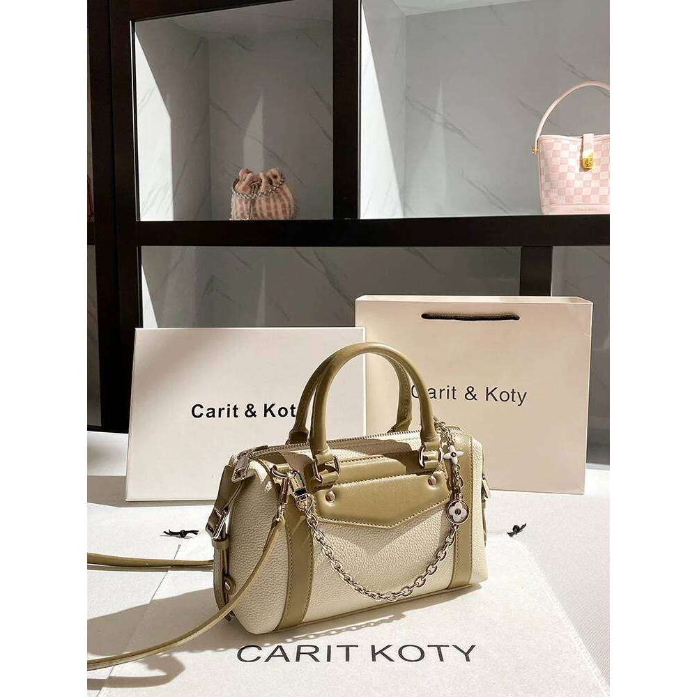 Women's New Fashion Boston Handbag With Contrast Color Stylish Chain Decoration High Quality And Shoulder Bag