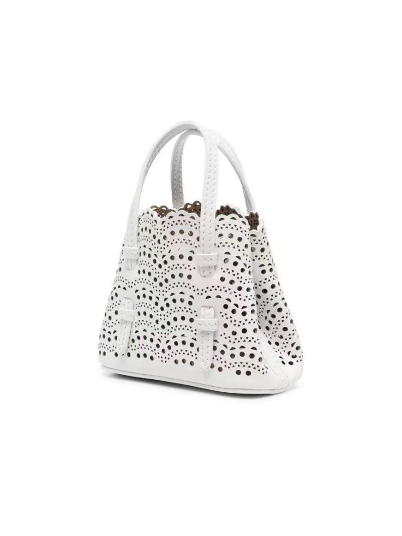 Designer Cowhide material Small Tote Shopping Bags Womens Woven Straw Bag Vegetable Basket Bucket Tote Single Crossbody Handbag Gift Woven handbag16*8