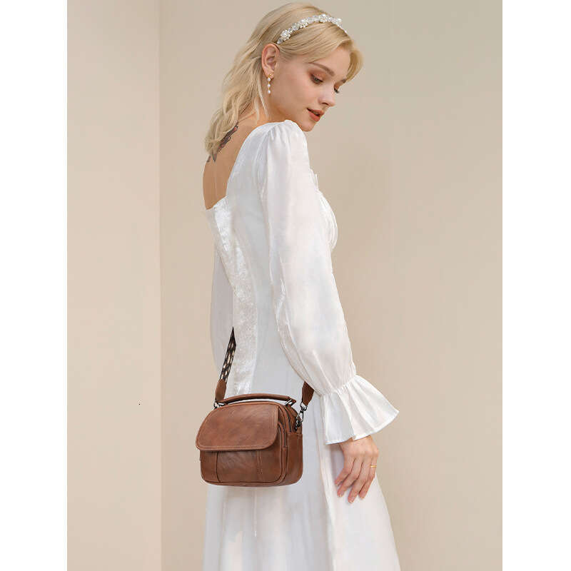 Spring New Women's Shoulder Crossbody PU Handbag Small Square Bag