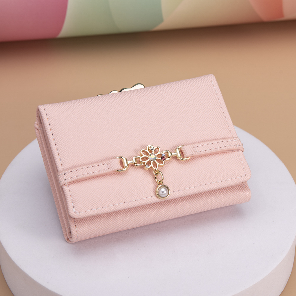 Free Shipping 2025 New Designer Bag Pearl Chain Women's Wallet Cute Style Trendy Coin Bag Exquisite And Practical Multi Card Slot Card Bag