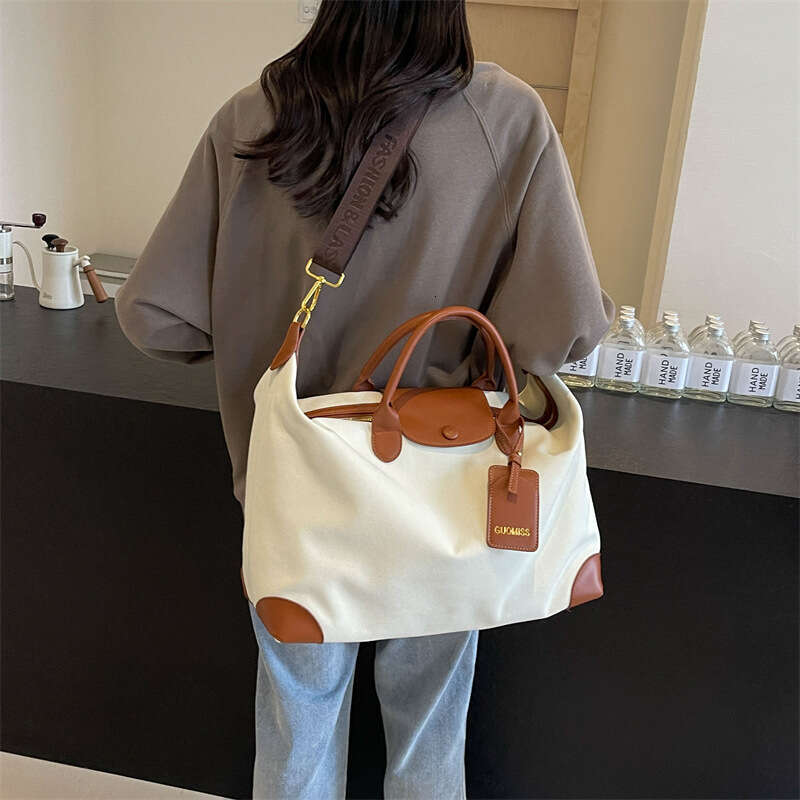 New High-Quality Sports Women, Swimming And Fitness Large Capacity Short-Distance Travel Bag, Lightweight Luggage Bag For Women