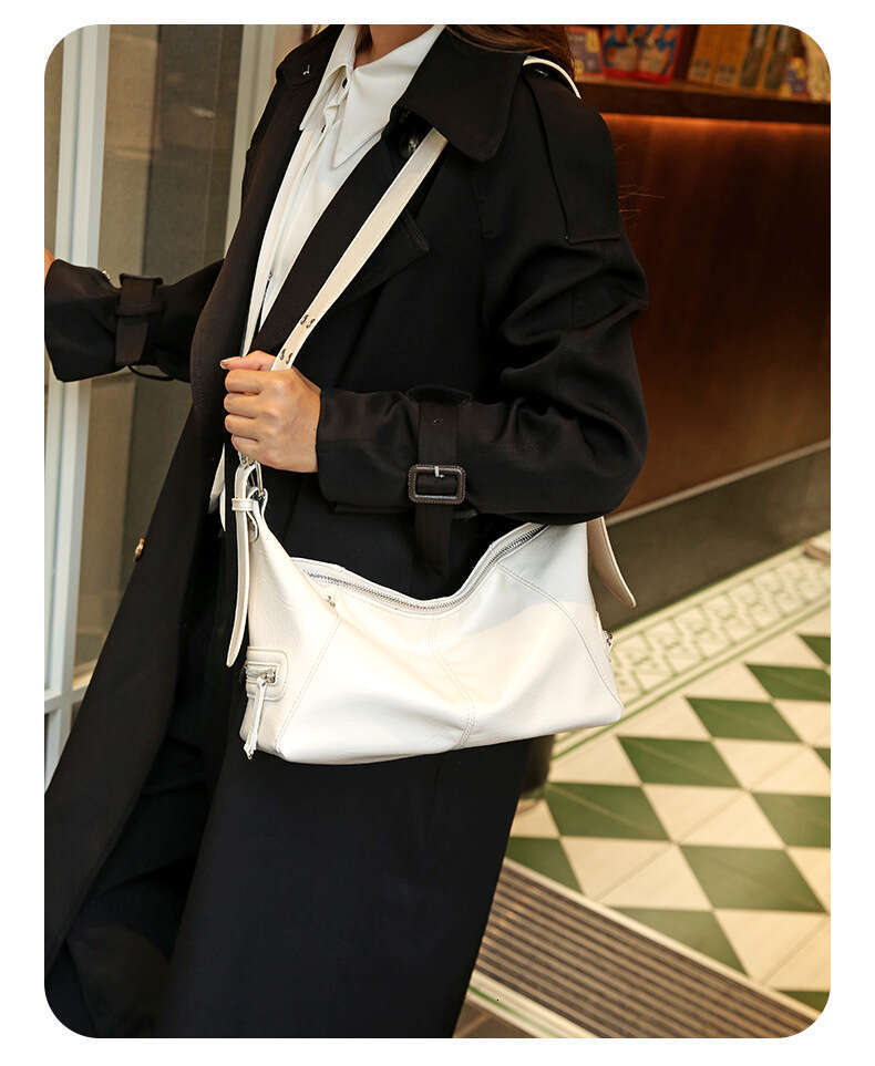 2025 New French Style Niche Crossbody High-end Sweet Cool Girl Fashion Single Shoulder Soft Leather Bag for Women