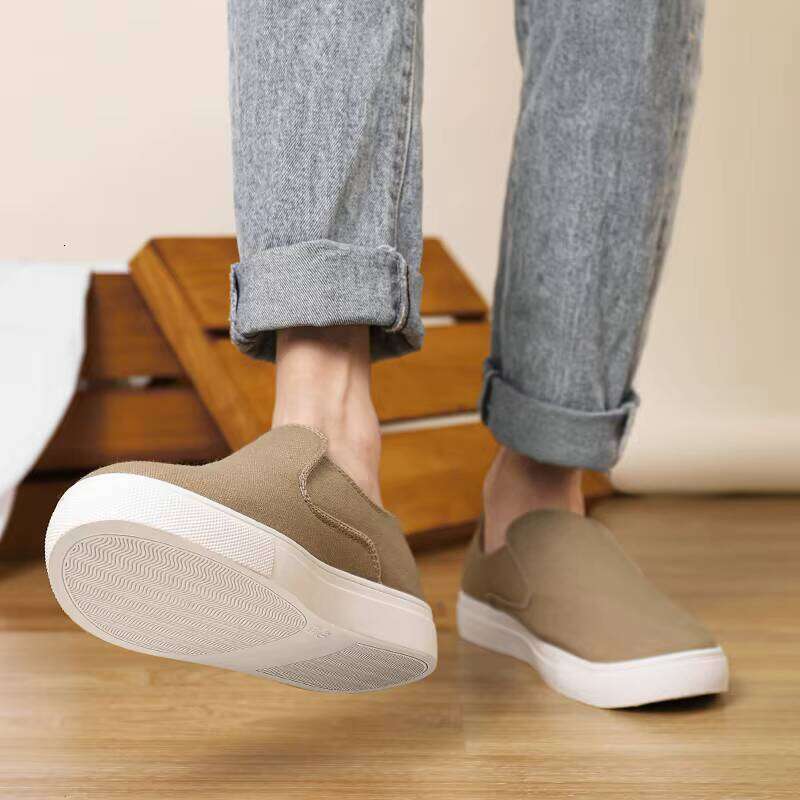 Factory Customized Slip-on Men Casual Loafers New Fashion Outdoor Breathable Men's Canvas Shoes