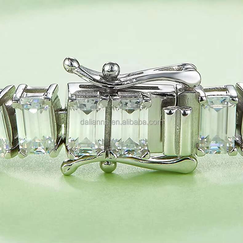 Hot Sale Ice Out 925 Silver Gold Plated Length16Cm 18Cm 20Cm Bracelets 0.5Ct Emerald Cut Moissanite Tennis Bracelets