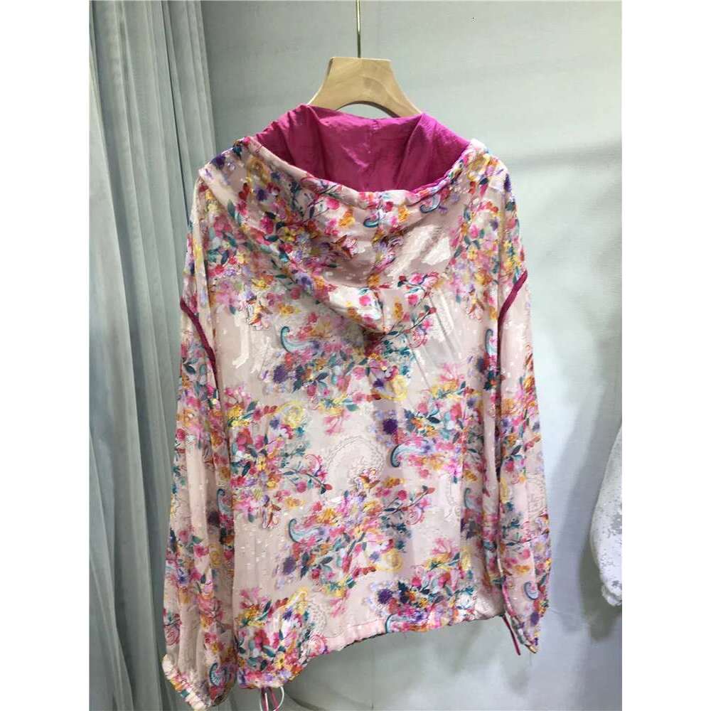 Women Zip Air Conditioning Top High Quality Hot Drill Floral Sunscreen Shirt Spring Summer Thin Hooded Cardigans Coat