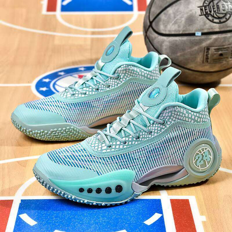 Hot Selling High Quality Durable Breathable Upper Basketball Shoes Fashion Sneakers