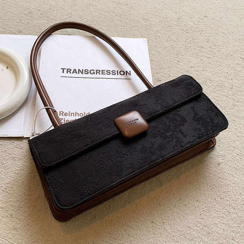 French Style Niche Bag Design New Single Shoulder Fashion High-end Handbag Underarm Baguette