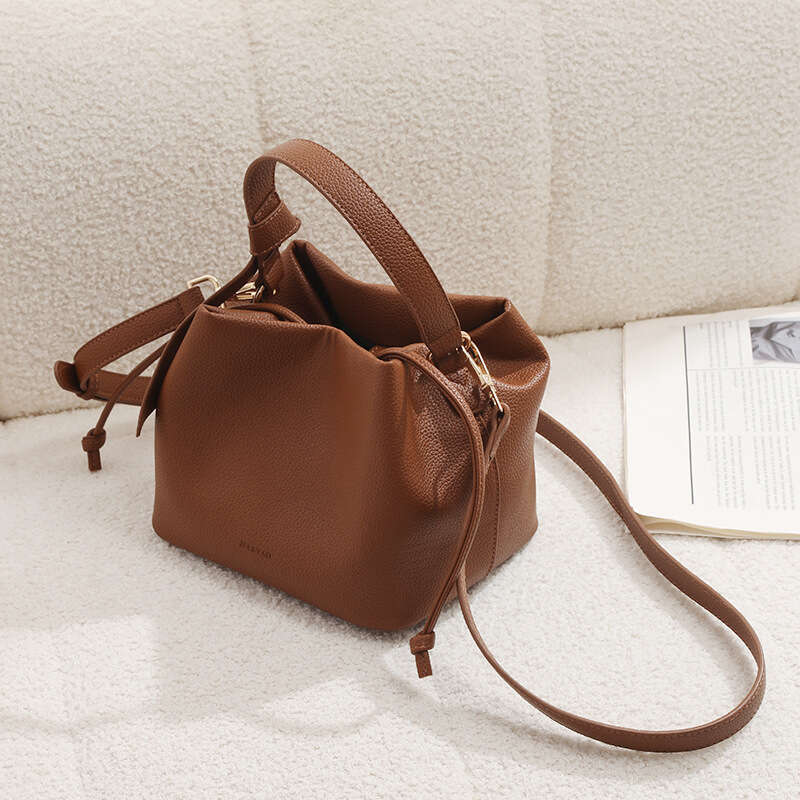 New Genuine Leather Texture Commuter Versatile Shoulder Crossbody Bag Niche Fashion Handbag for Women