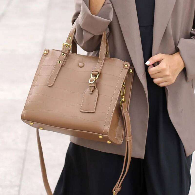 New 2025 Summer Genuine Leather Crossbody Shoulder Handheld Tote Versatile Mom Bag 2025/06/10