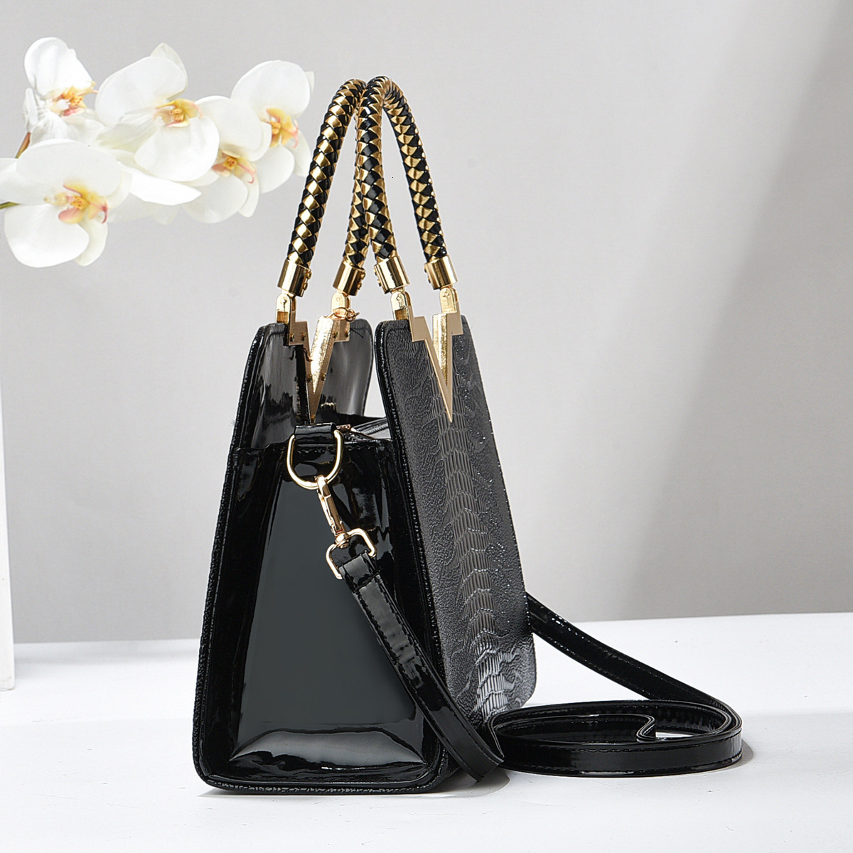 Free Shipping 2025 New Designer Bag Large Capacity Luxury Wallet Crocodile Pattern Handbag Fashion Women's Bag Handheld Elegant Multi Functional 