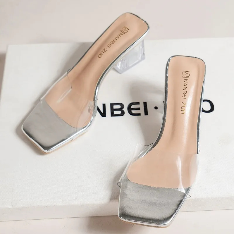 Summer Square Headed Water Diamond Transparent PVC Crystal Thick Heel Slippers for Womens Sandals for Outwear T2 250610