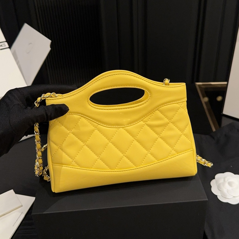 Womens Calfskin Designer Classic Quilted Mini 31 Clutch Lipstick Vanity Bags Gold Metal Hardware Matelasse Chain Crossbody Shoulder Waist Chest Purse 12cm/20cm