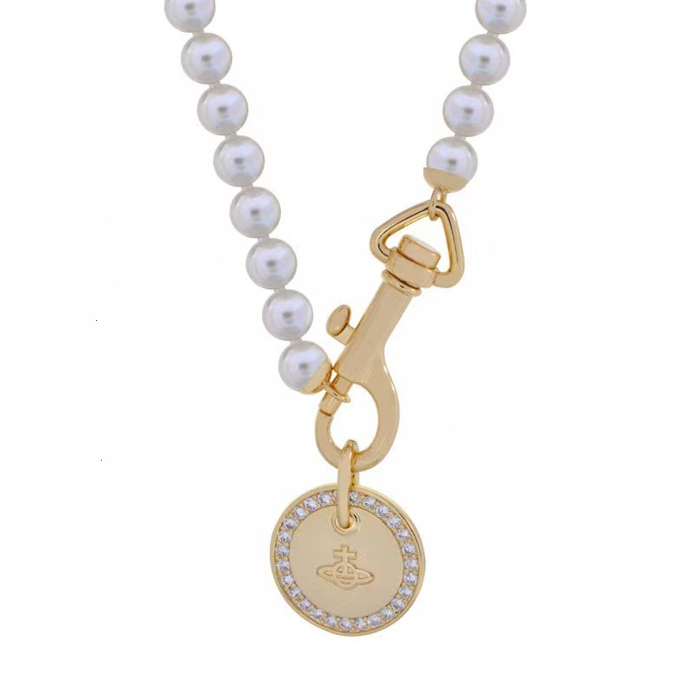 Designer Empress Dowager Xis Round Brand Saturn Pearl Necklace Collarbone Chain Womens Personalized Hook Buckle White Stone Pearl Bracelet 32131