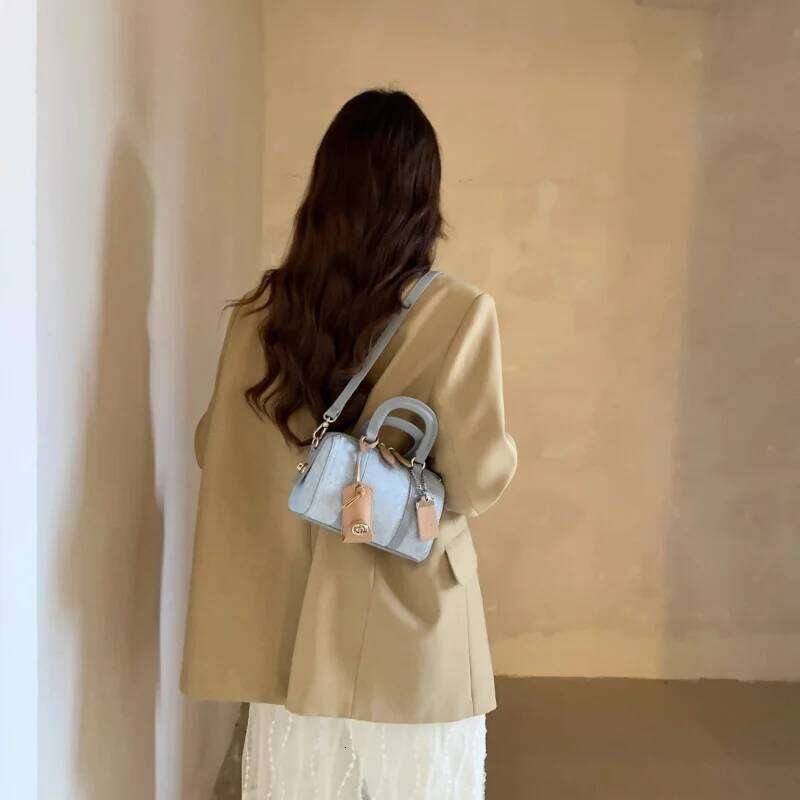 Fashion American Retro Design Denim Blue Pillow Bags Women 2025 New Hundred Sweet Cool Mini Boston Bag Shoulder Crossbody