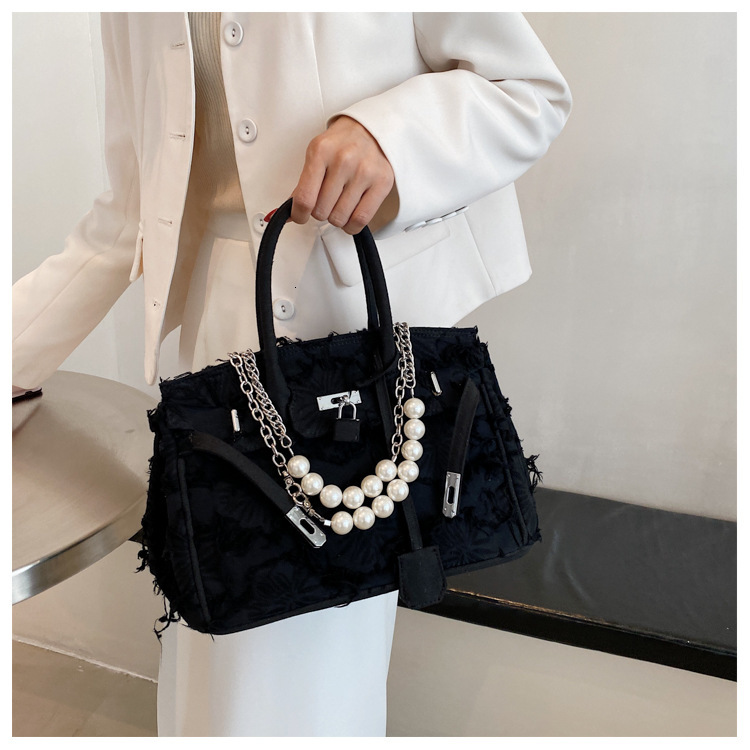 Free Shipping 2025 New Designer Bag Luxury Niche Wallet Retro Pearl Chain Shoulder Bag Platinum High-quality Trendy Women's Handbag