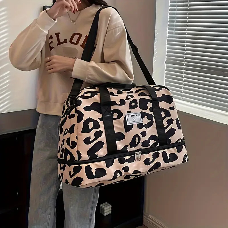 Large Capacity Nylon Travel Duffle Bag with Animal Print Sports Gym Storage Portable WomenS Weekender Overnight 250605
