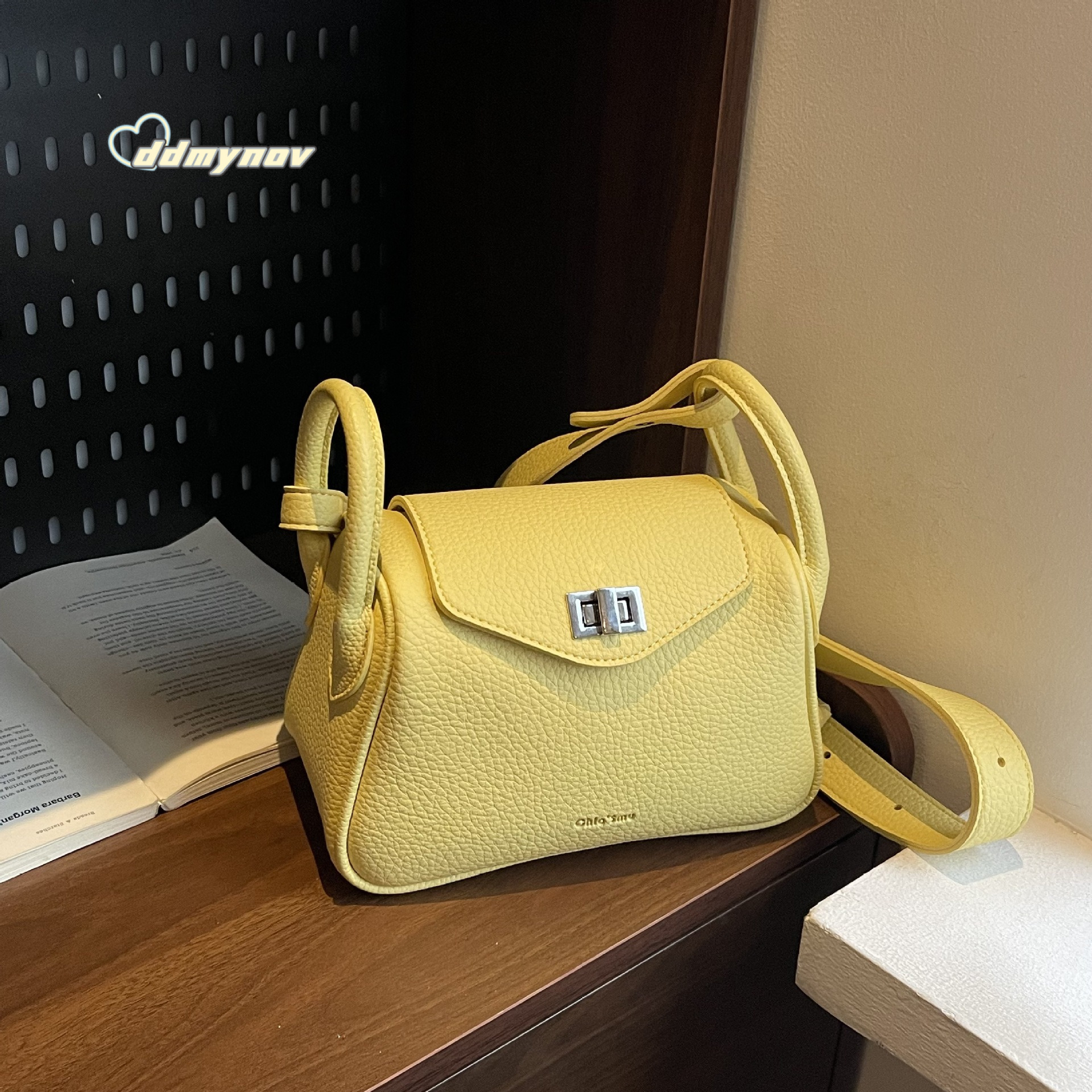Niche Texture Underarm for Women 2025 New Fashion Litchi Pattern Pillow Versatile Shoulder Crossbody Bag ddmynov