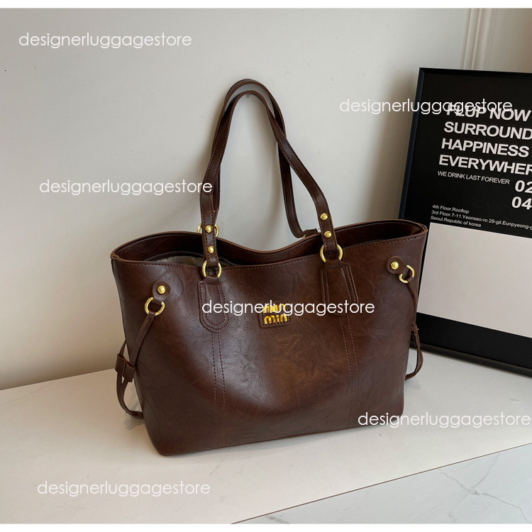 designer High-end Practical Handbag Tote Bag Large Capacity Shoulder Commuter Women's Bag 2025 Autumn Winter New Korean Versatile Large Bag