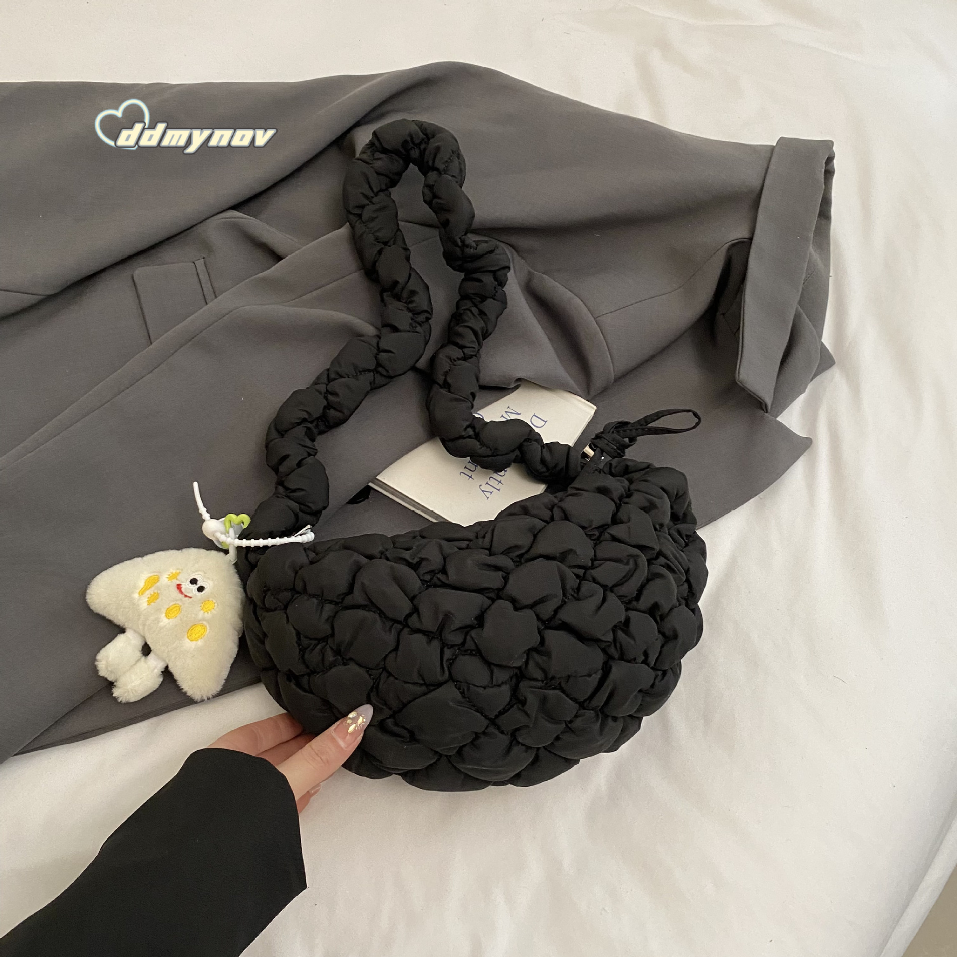 Autumn Winter Versatile High-End Niche Crossbody for Women 2025 New Gradient Color Pleated Cloud Bag ddmynov