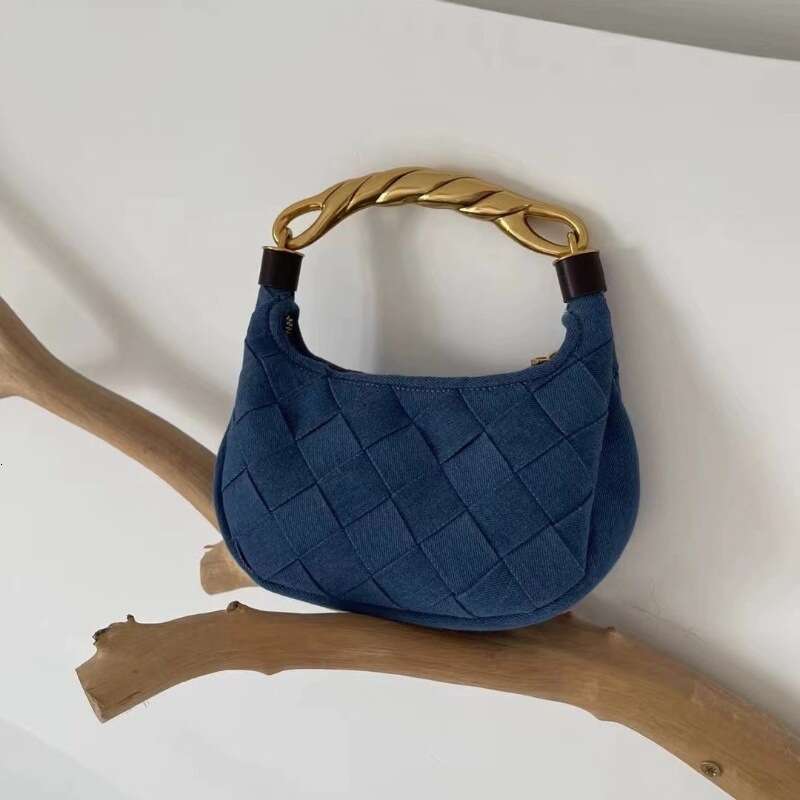 2025 Summer New High-End Niche Sardine Crossbody Denim Woven Handbag Versatile Beach Bag