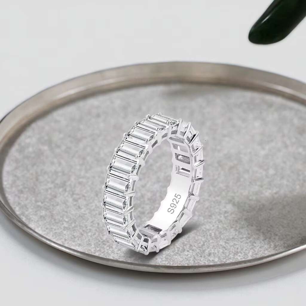 S925 Sterling Silver Full-Circle Ring with Princess-Cut Moissanite Diamonds Full-Circle Pave Set for Couples