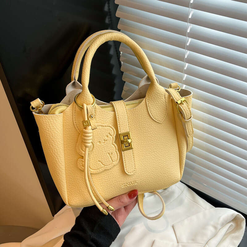 Korean Style Summer 2025 New Trendy Fashion Casual Large Capacity Simple Ins Bucket Crossbody Handbag Basket Bag