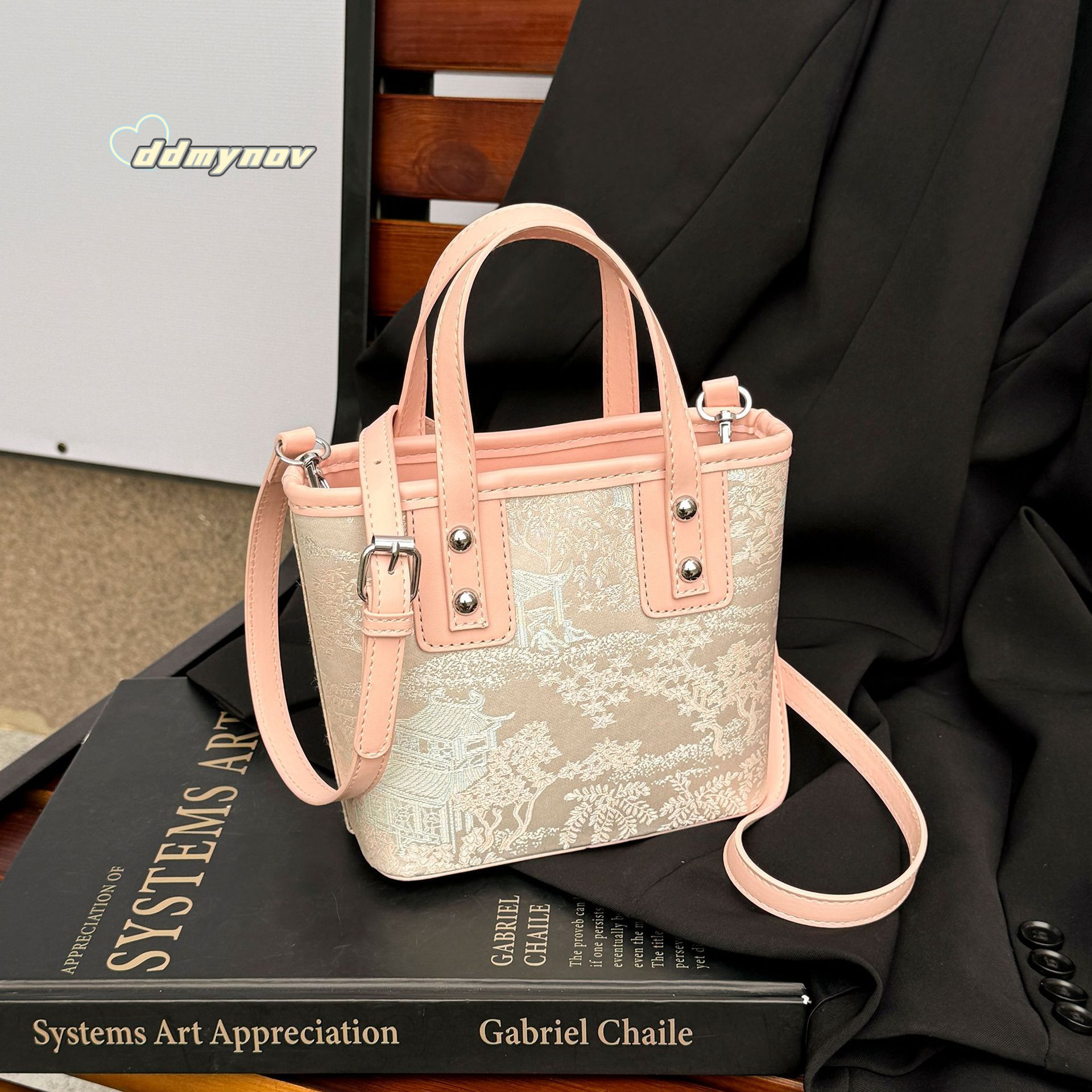 Super Popular Niche Embroidered Butterfly for Women 2025 New Trendy Versatile Crossbody Bag with Multiple Pockets Handbag ddmynov