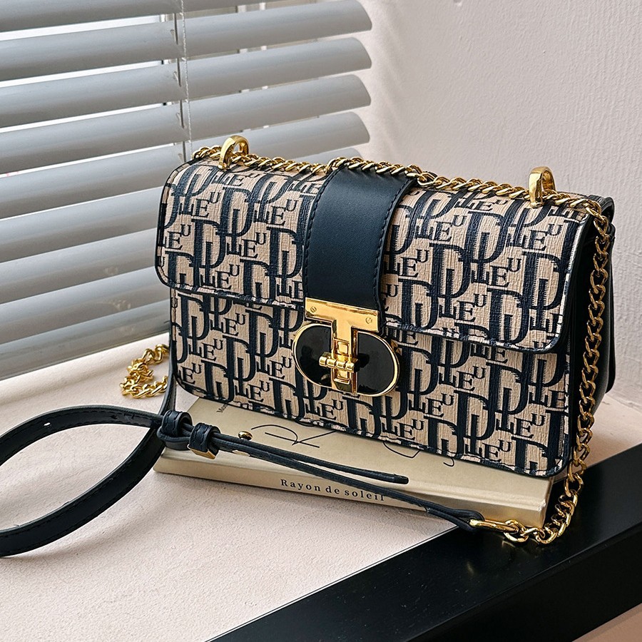 Free shipping 2025 new designer Shoulder Bags womans ladies flap lady fashion printing chain handbag women crossbody Underarm bag