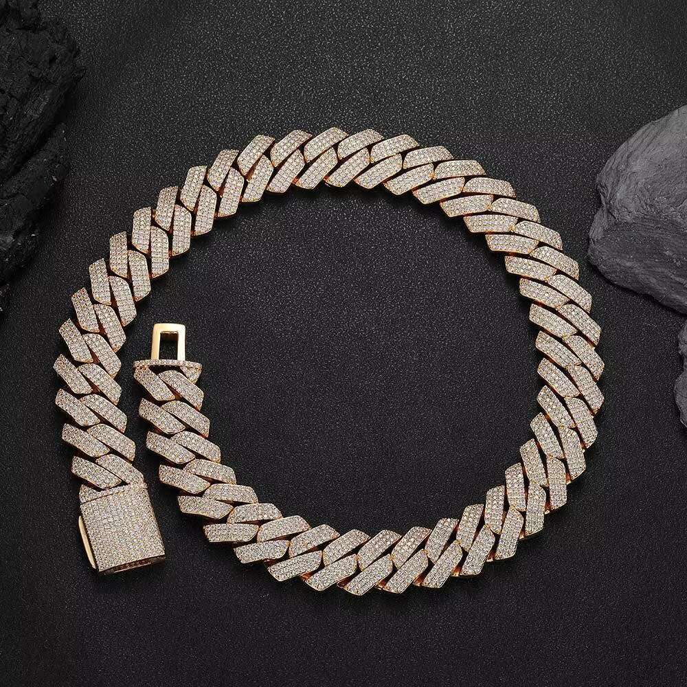 OACOCA Mens Hip Hop 25mm Iced Out Cuban Chains Necklace Fine Fashion Jewelry Zircon Chunky Necklaces Charm Necklaces Custom Luxury