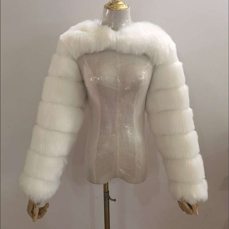 New Style Shawl Ultra Short Fashion Fur Women's Coat