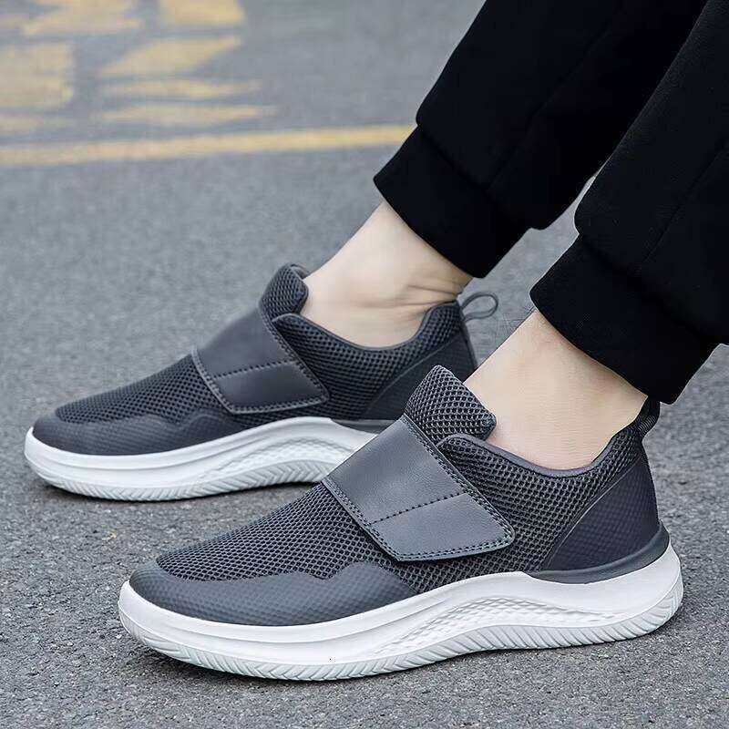 Hot Selling Breathable Casual Shoe Slip-on Low-top Walking Sneakers Men's Big Size Chunky Shoes for Men