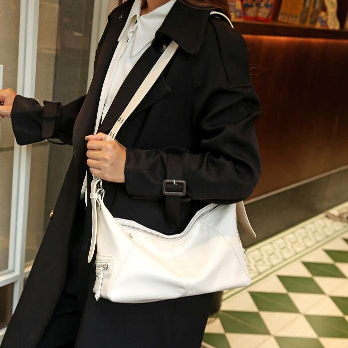 2025 New French Style Niche Crossbody High-end Sweet Cool Girl Fashion Single Shoulder Soft Leather Bag for Women