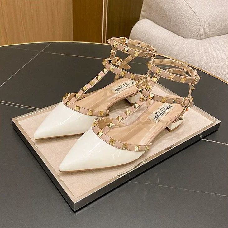 free Shipping Thick heeled slippers Middle heel sandals Pointed single shoe Naked high heels Wearing women high heels outside